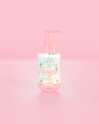 पी.लुईस लपेटा हुआ और तैयार सूटकेस